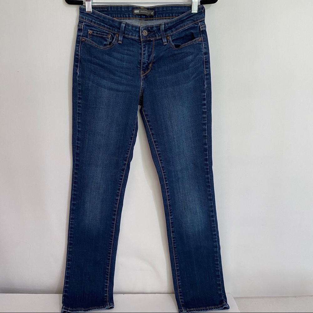 Levis San Francisco woman Blue Jeans Sz 6/28